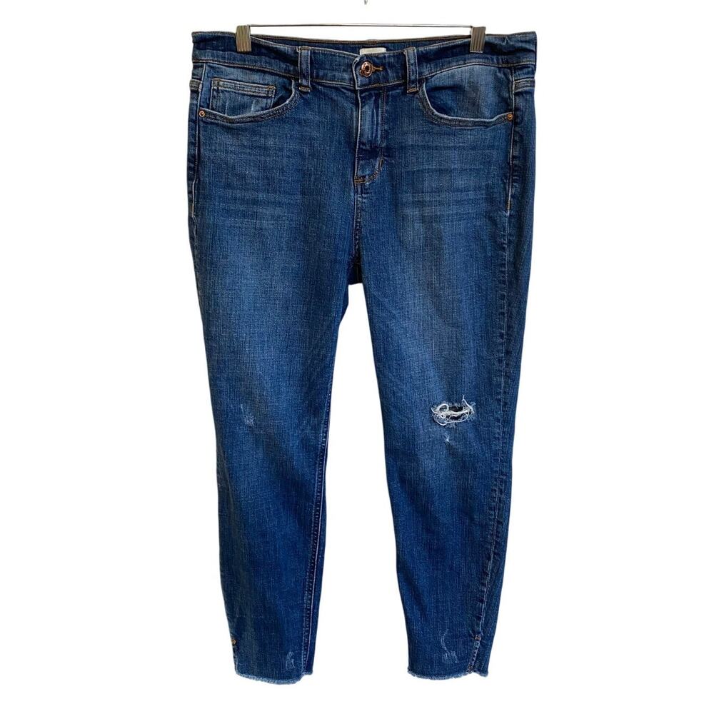 Sneak peek Midrise Skinny Cropped Jeans Distressed 13/W31 - Excellent